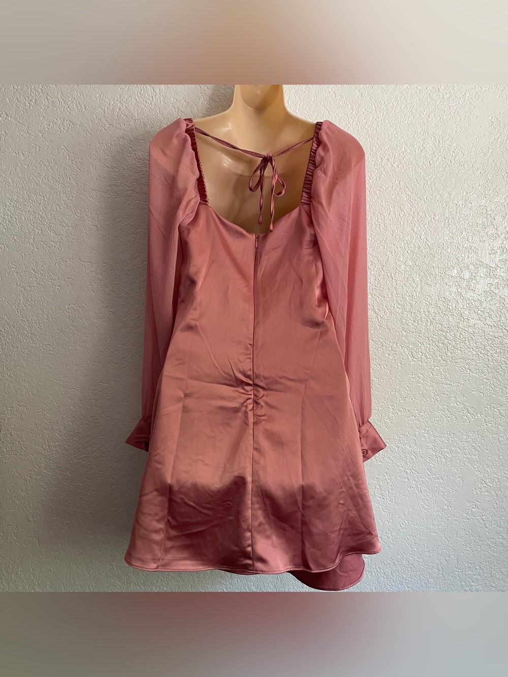 WeWoreWhat Silky Cowl Satin Rosewood Pink Mini Dress Size 6 Romantic Tea Party - Picture 3 of 10